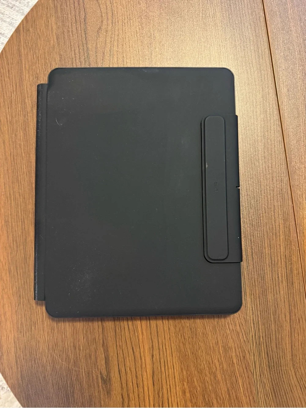 ESR Magnetic Keyboard